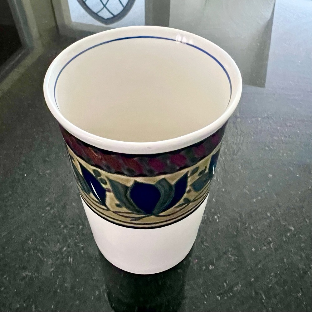 Mikasa Intaglio CAC01 Arabella Tall Cappuccino Mug - Vintage 1990's - Like New - Picture 4 of 8